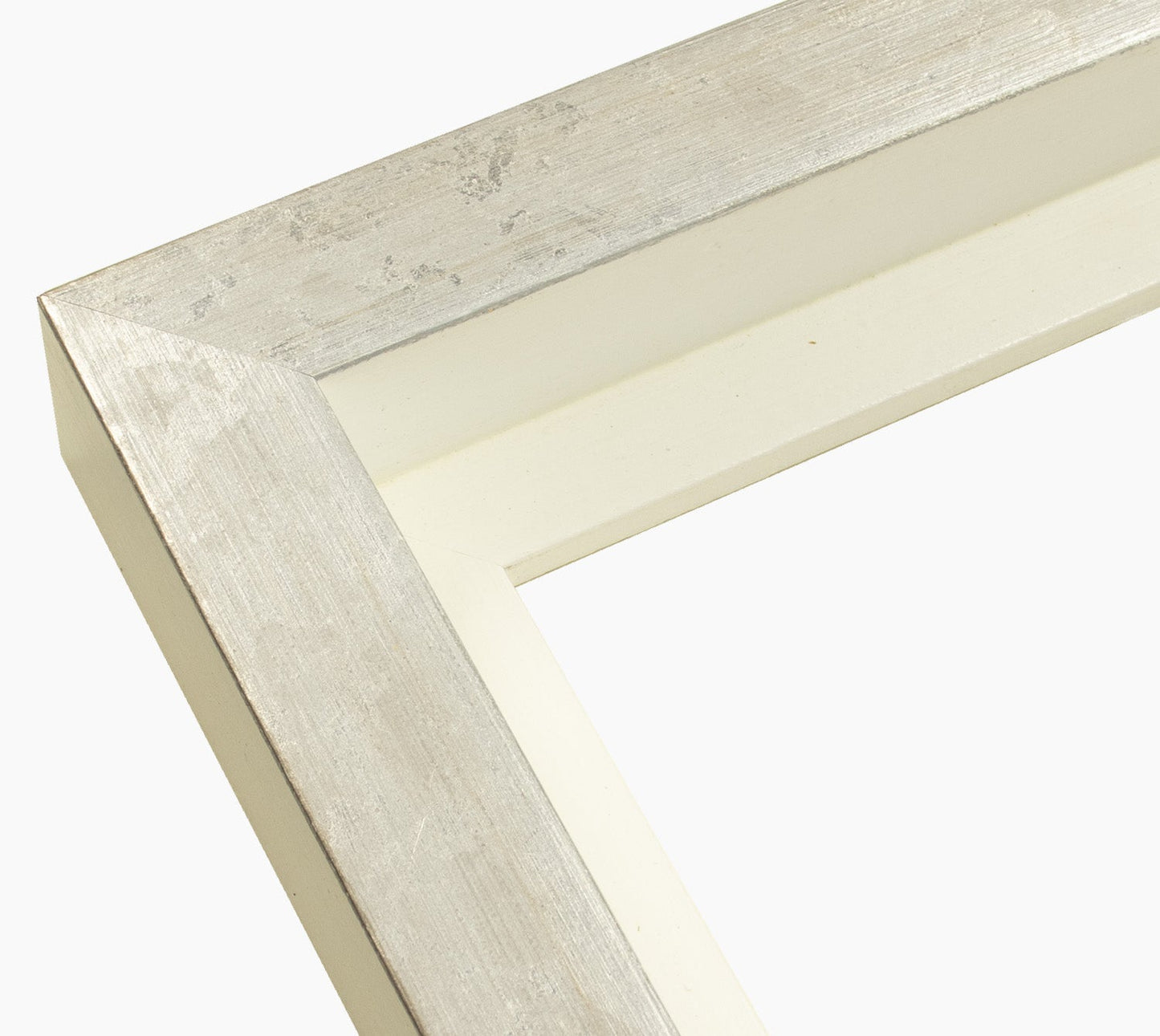 605.7997 cadre en bois blanc et argent mesure de profil 60x55 mm Lombarda cornici S.n.c.